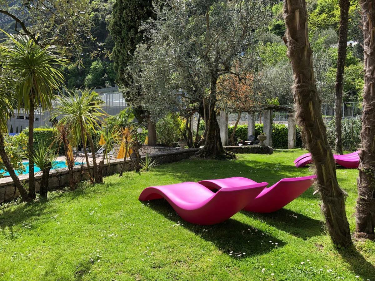 Villa Miravalle Riva del Garda Buitenkant foto